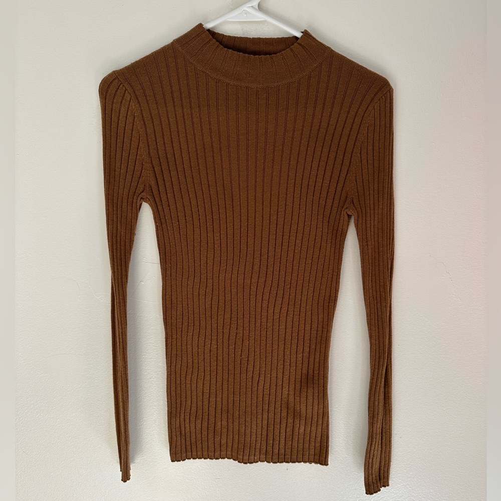 Forever 21 | Vintage Y2K Henley Top | Size Medium | Brown